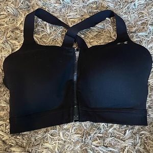 Under Armour front zip high impact sports bra | size 36DD